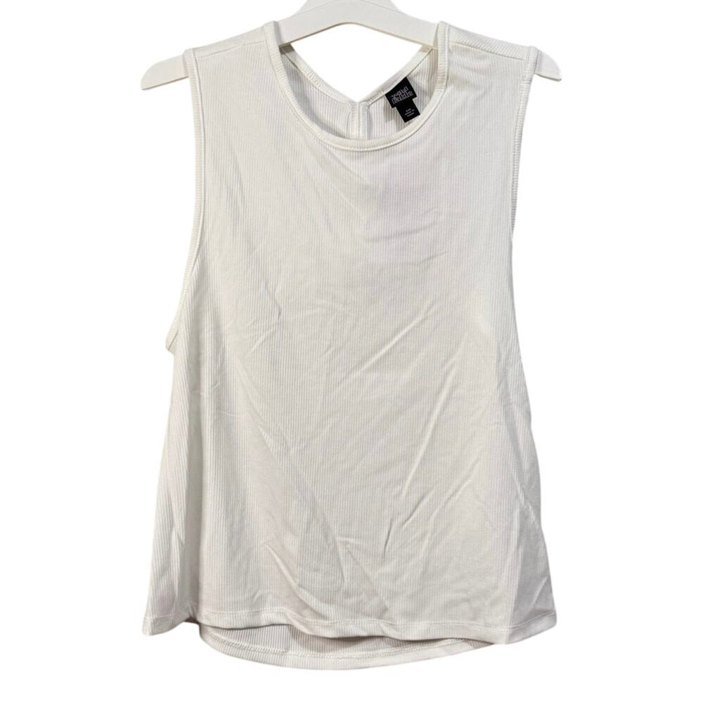 Wild Fable XXL Tank with Cutout